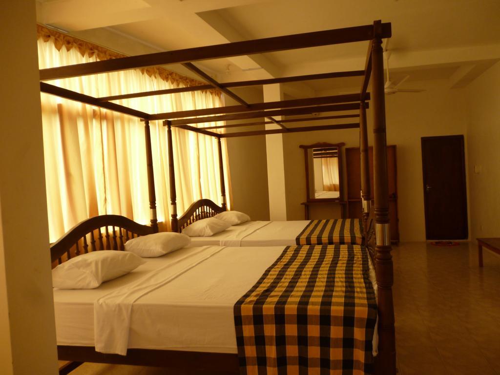 Resort Deepika מיריסה חדר תמונה